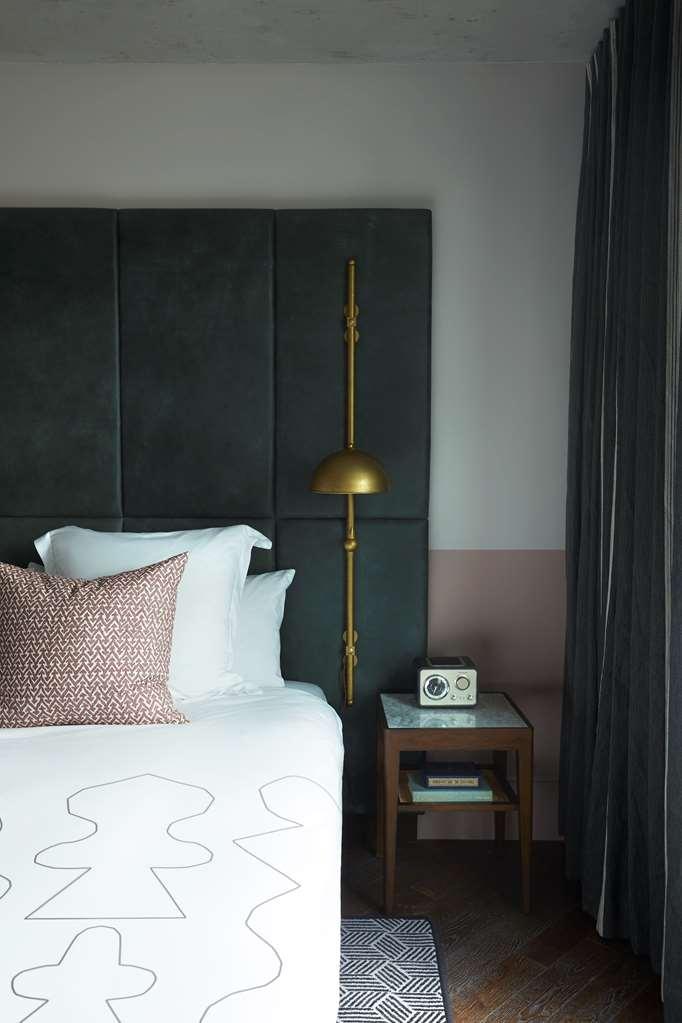 The Hoxton,